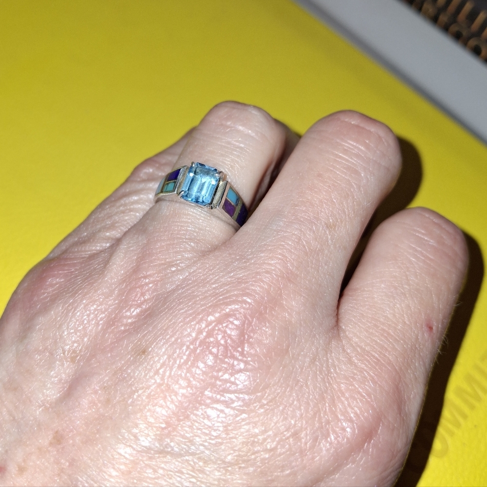 Elegant Blue Topaz Women's Ring Sz 8